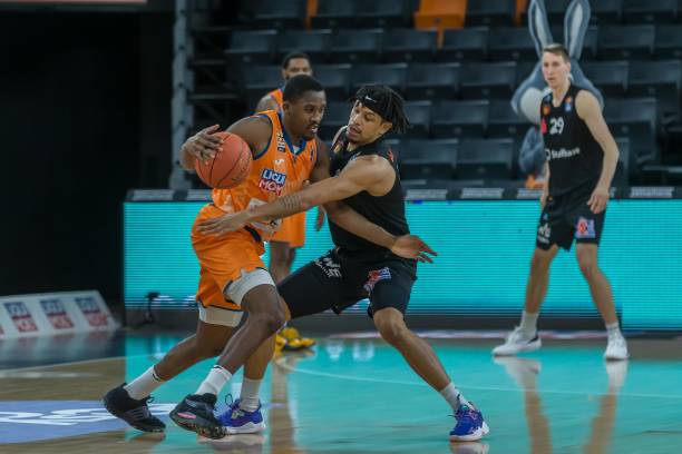 再用更亲近 再用更亲近