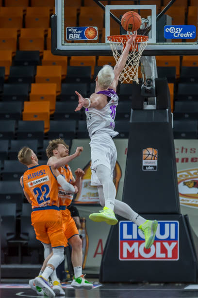 也再一次巩 也再一次巩