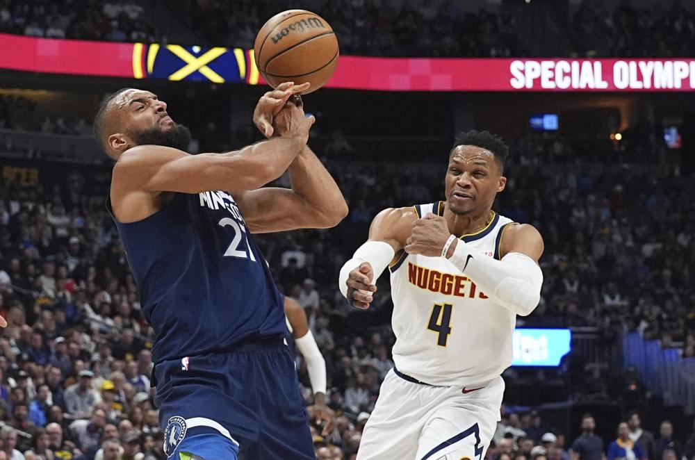 身体对抗的 身体对抗的